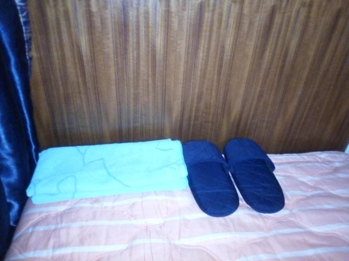 Bed and Breakfast Ban Kru Ae Mixed Dorm Bangkok Esterno foto